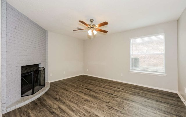 Photo - 616 Nightshade Dr