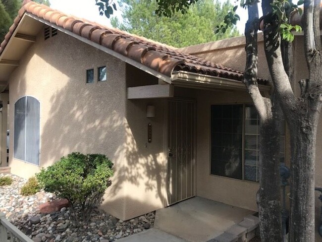 2 Bedroom Sawmill Cove Unti Contact Proper... - 2 Bedroom Sawmill Cove Unti Contact Proper... House