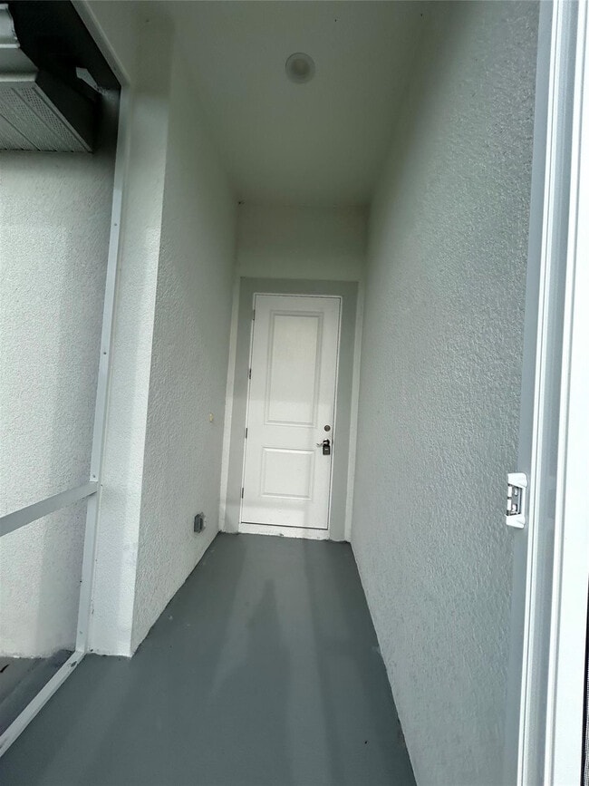 Photo - 1049 Canoe Ct