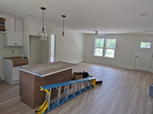 Photo - 2360 Malmo Loop Rd NE