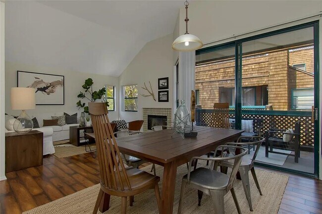 Photo - 4435 Nobel Dr