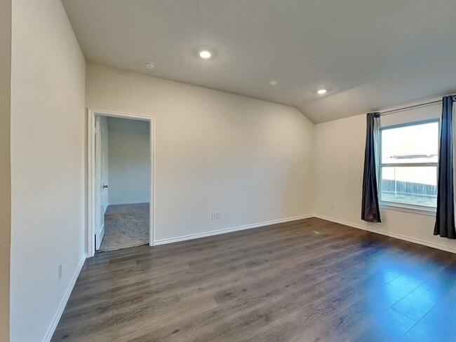 Photo - 116 Easy Goer Trl