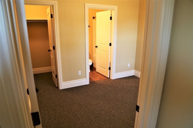 Photo - 971Circ Unit #102