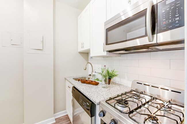 1021 Arlington Blvd Unit 1146