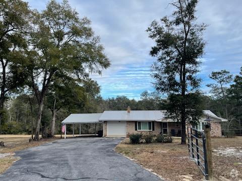 Building Photo - 1086 County Hwy 183 S Rental