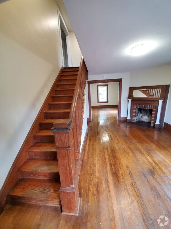 Radford University OffCampus Housing & Apartments ForRentUniversity