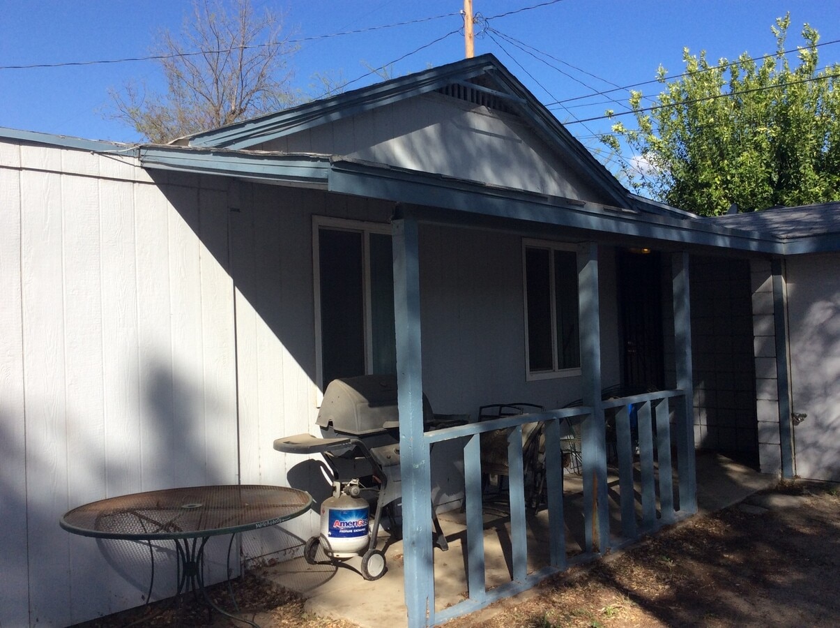 Photo - 4006 Mennes Ave Unidad 3/4