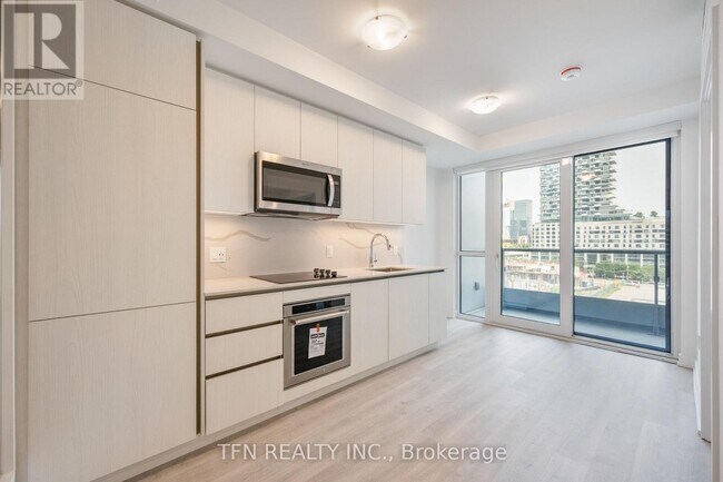 Photo - 15 Richardson St Unit 612