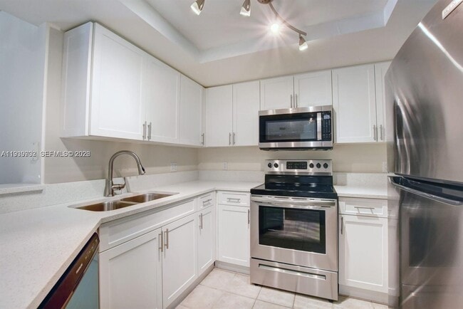 Photo - 4159 N Haverhill Rd Unit 1302