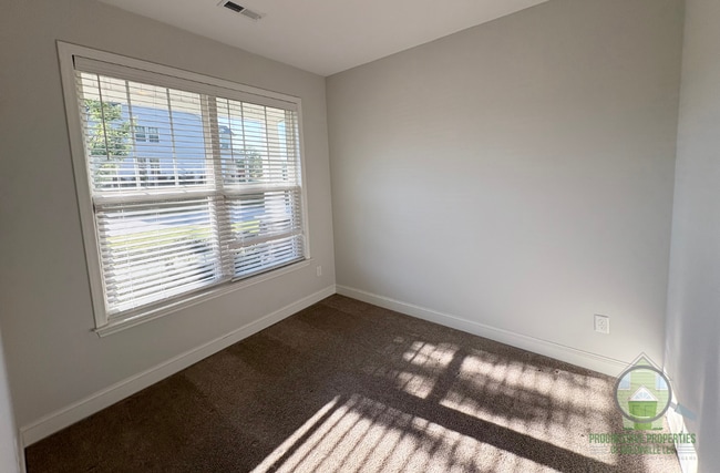 Photo - 400 Ansel Woods Ln