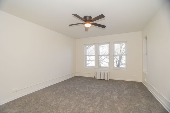 Photo - 6405 N Hamilton Ave Unidad 2