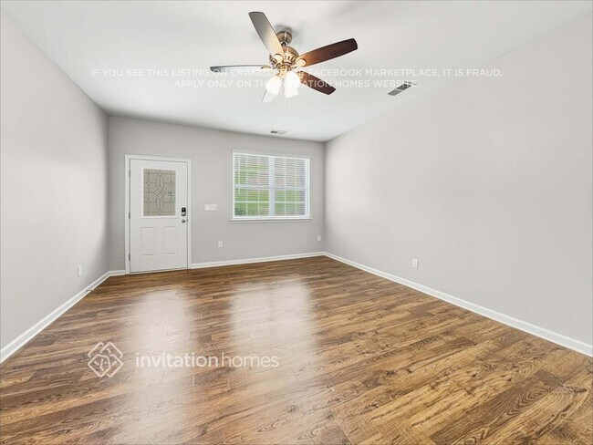Photo - 7421 Larwill Ln
