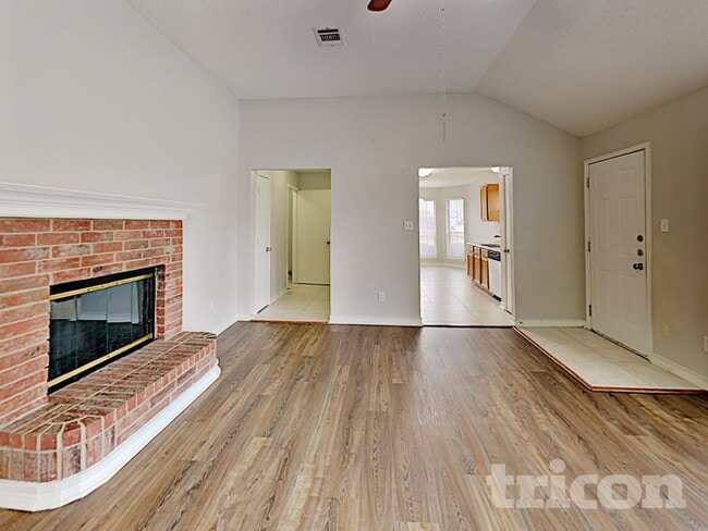 Photo - 7032 Rovato Dr