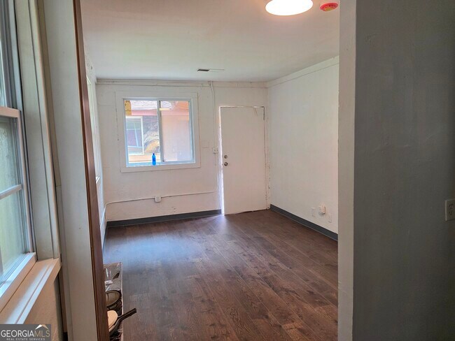 Photo - 1148 Booker Ave SW