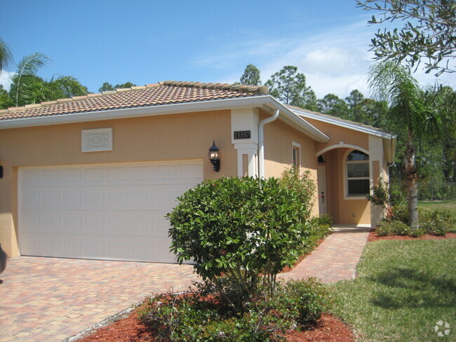 Building Photo - ** TUSCANY COVE ** 3 BED / 2 BATH / GARAGE... Rental