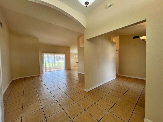 2202 Morning Mist Ave