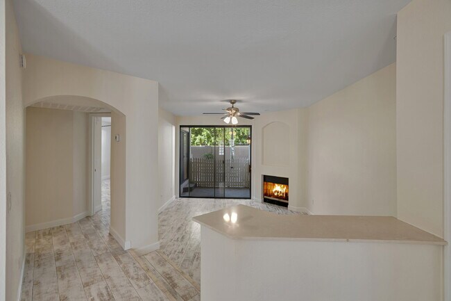 Photo - Camelback Corridor Condo now available! Unit 122