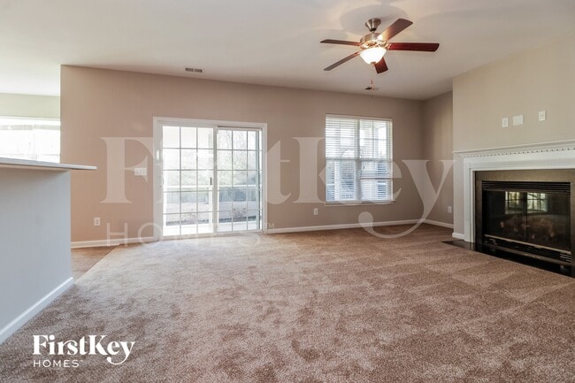 Photo - 519 Chaff Ln