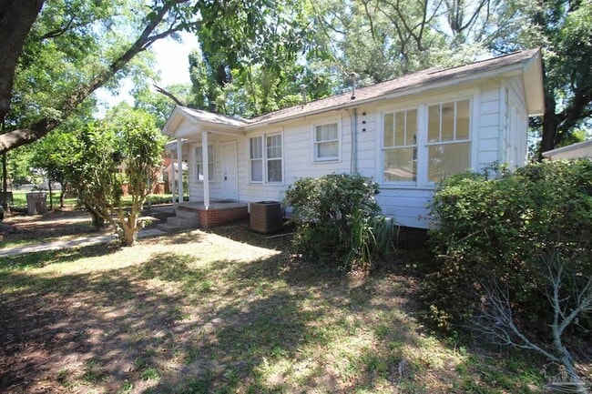 Photo - 1218 N Kirk St