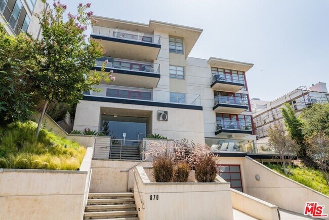 870 Haverford Ave Unit 101