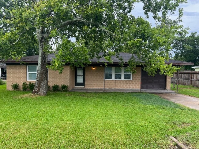 Photo - 7412 McArthur St Casa