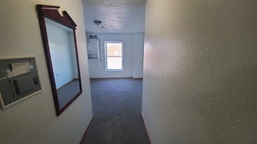 Photo - 170 N Main St