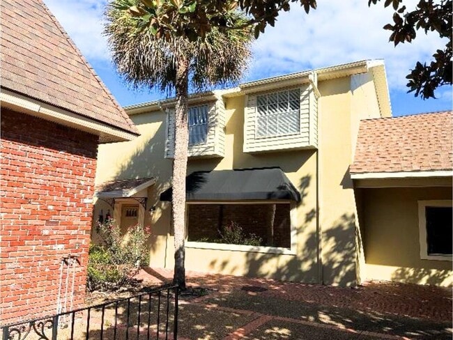 3601 Cypress Gdns Rd  