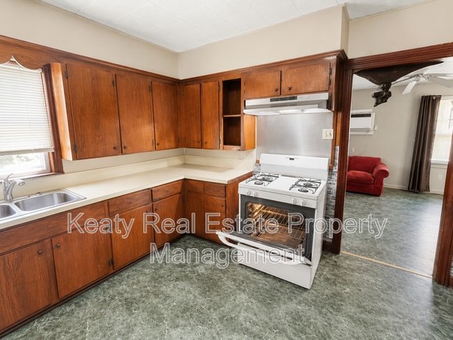 Photo - 116 Marie St
