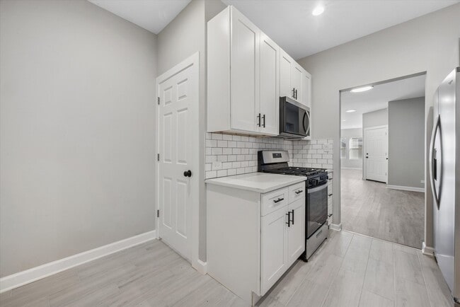 Photo - 8018 S Harvard Ave Unit 2