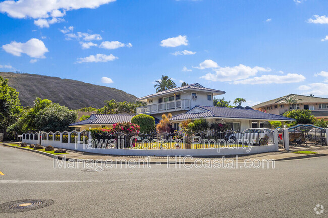 Building Photo - 33 Nawiliwili St Rental