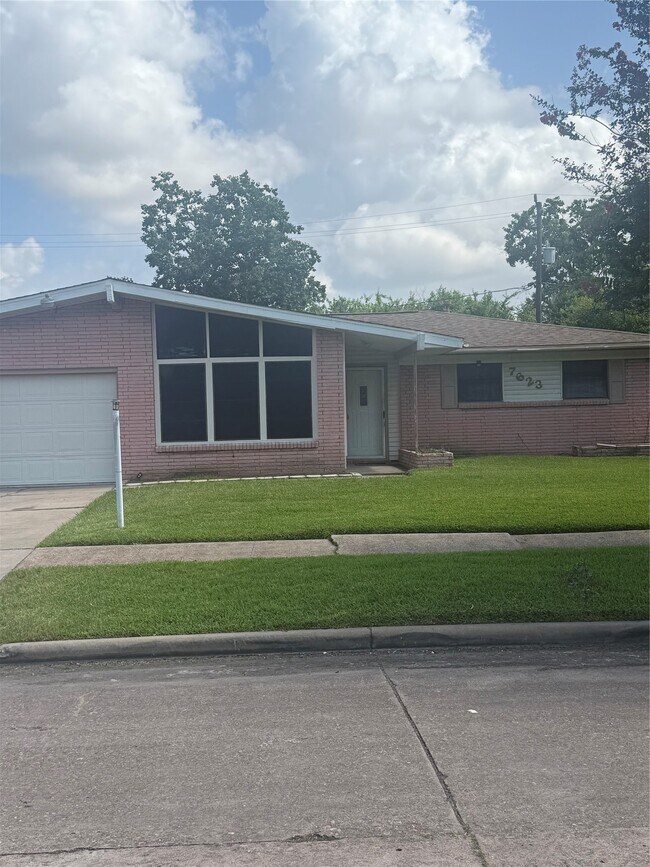 Photo - 7623 Wilmerdean St