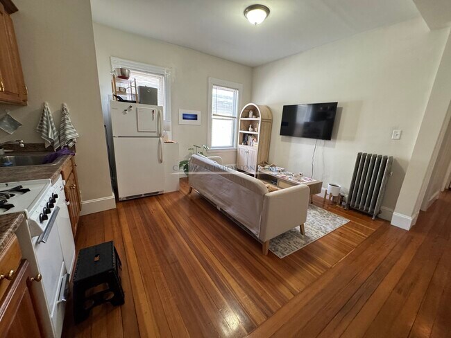 Photo - 368 Crescent Ave Unit 3