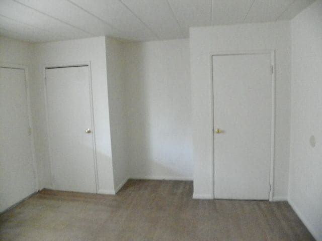 Photo - Renshaw Apartments