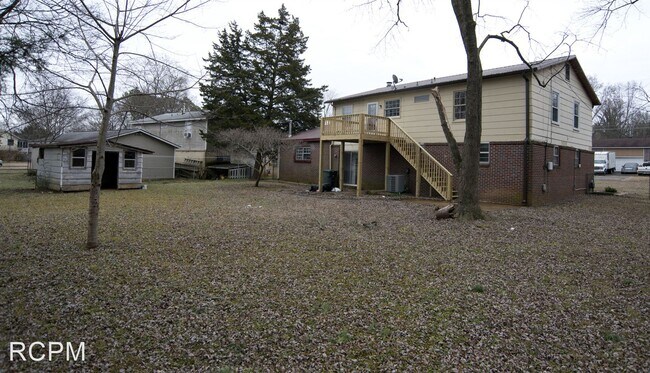 Photo - 5 br, 2 bath House - 2110 Wedgewood RD NW