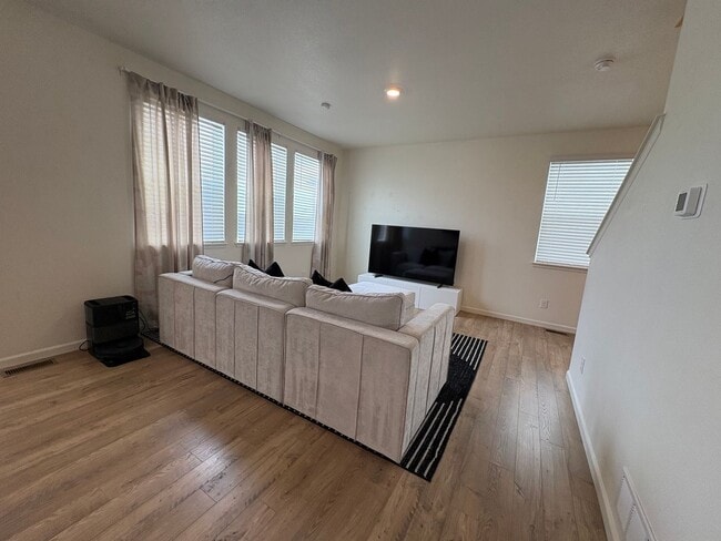 Photo - 10417 Castor Dr