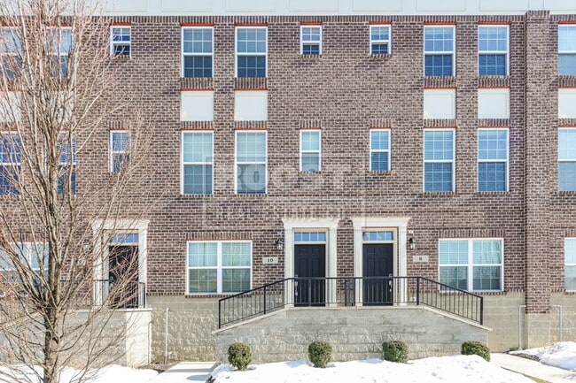 Photo - 2 Bed 1.5 Bathroom Condo Available in Springfield