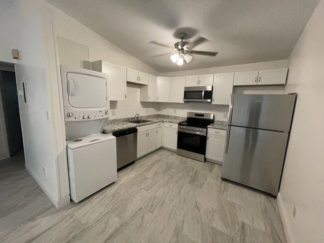 Photo - 6831 Tiki Ln Unit 3