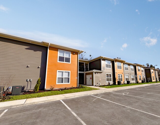 Photo - The Grove at Perry