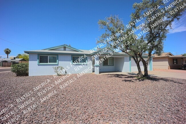 Photo - 614 N 74th St House