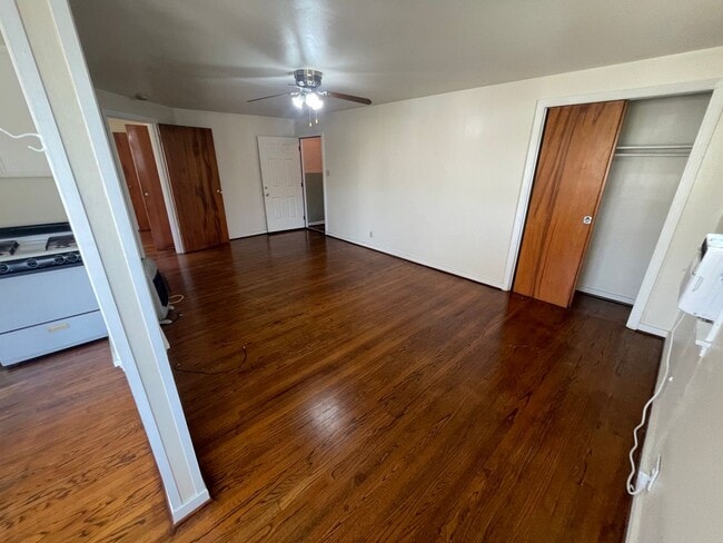 Photo - 1320 Postoffice St Unidad Apt#C