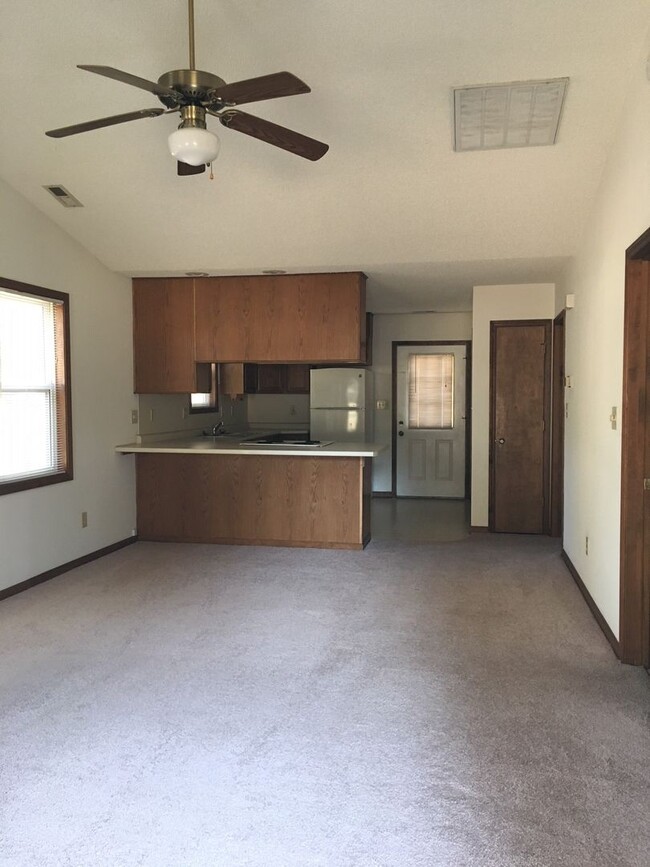 Photo - 119 Birdie Ct