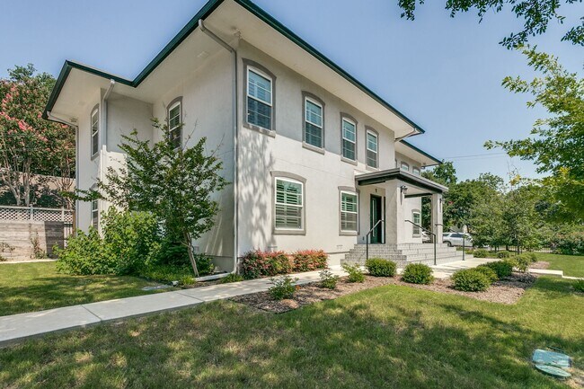 Photo - 488-EO Unit 2