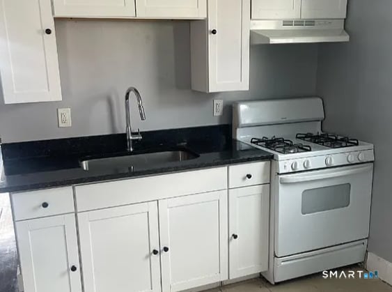 Photo - 24 Harding Pl