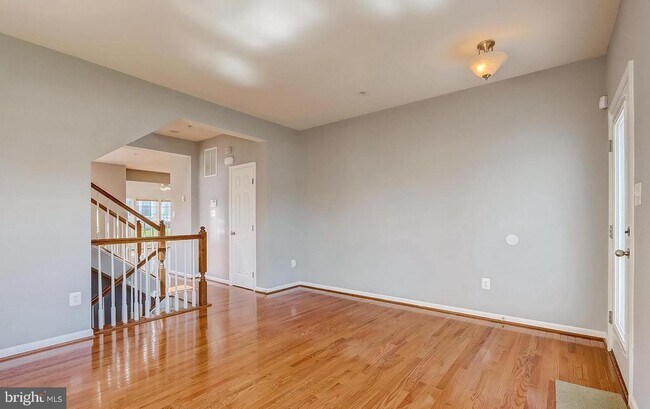 Photo - 1709 Hayle Dr