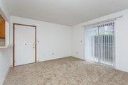 1BR, 1BA - 717 SF