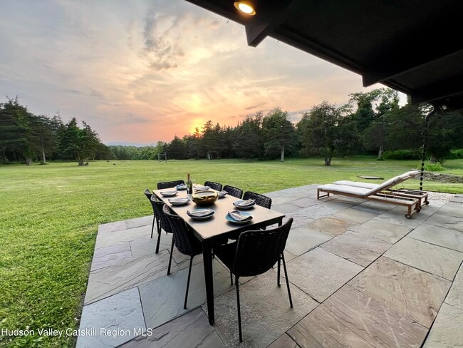 Photo - 16 Spring Rd