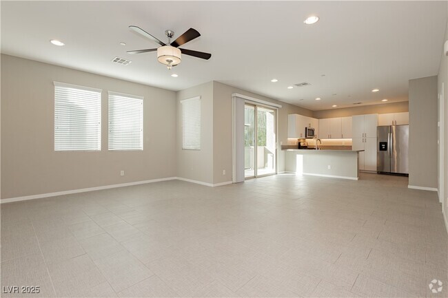 Building Photo - 11236 Rainbow Peak Ave Rental