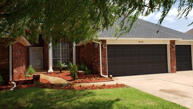 Building Photo - 19408 Stubblefield Ln Rental