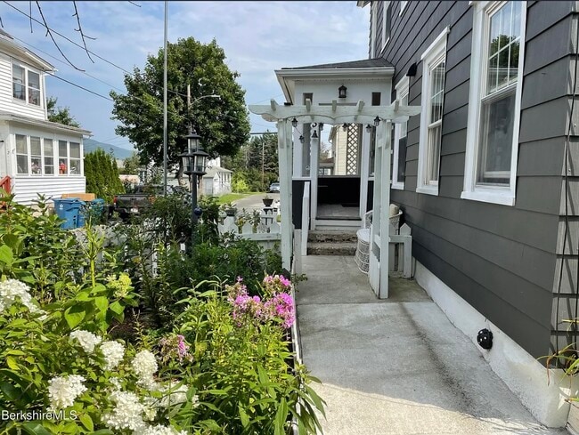 Photo - 3 Hayer St Unidad 2