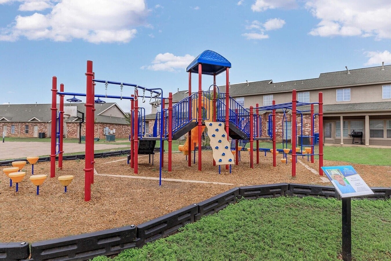 Photo - 9257 Somerset Rd